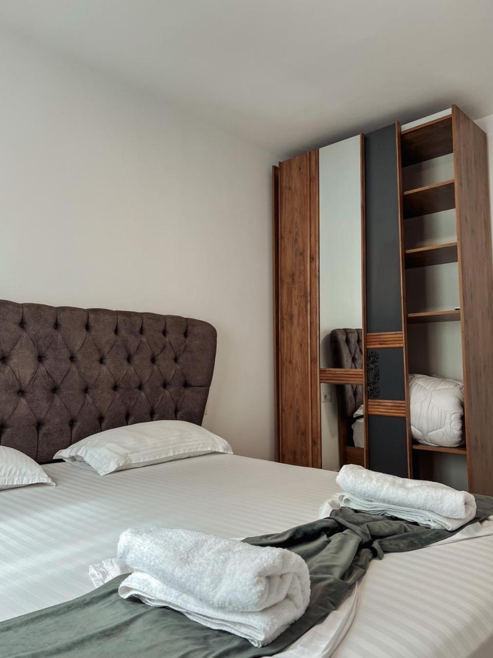 Lovely Apartment Tirana Exterior foto